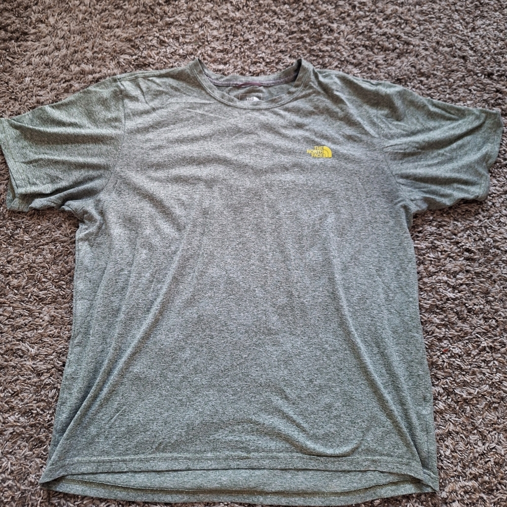 North Face Green T-Shirt Men Size "Large"